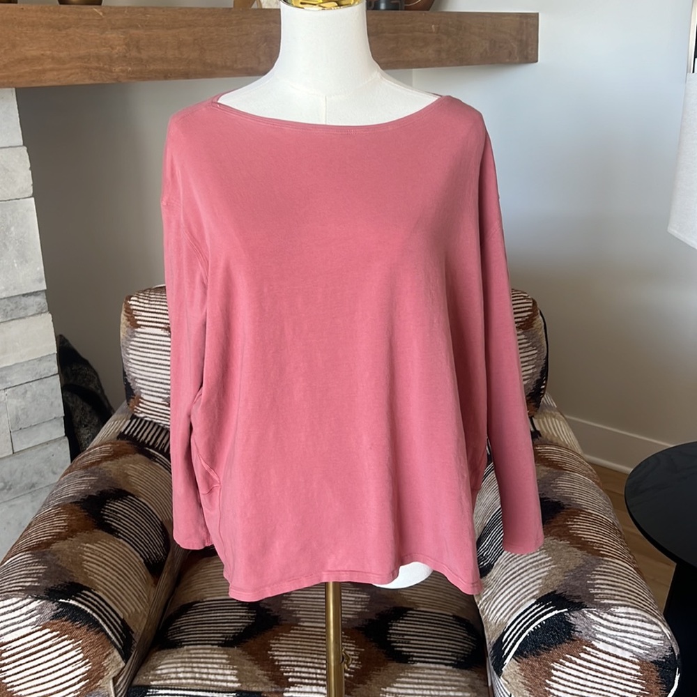 Lululemon Back in Action Top